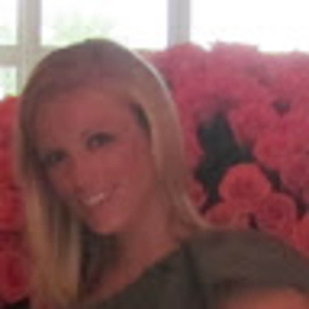 Meet your Posher, Lauren